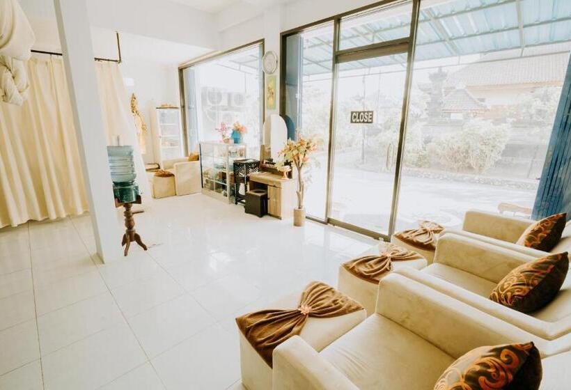 پانسیون Nova Guest House