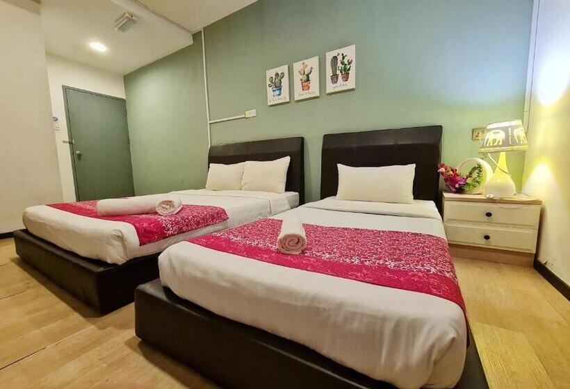 هاستل Treeline Urban Inn