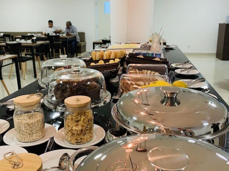 בית מלון כפרי Nobile Inn London Anapolis