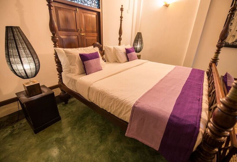 ベッドアンドブレックファースト Ovenrose Villa