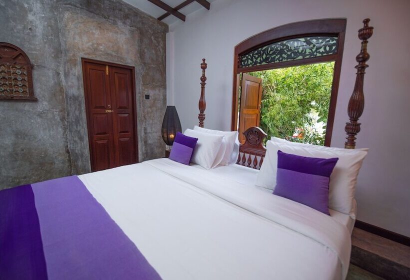 ベッドアンドブレックファースト Ovenrose Villa