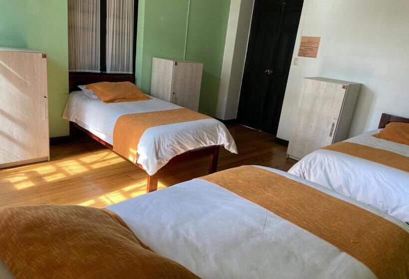 تختخواب و صبحانه Villa Bonita Hostel