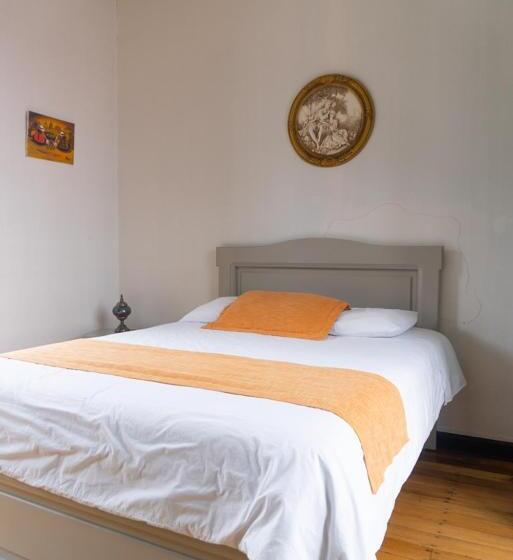 تختخواب و صبحانه Villa Bonita Hostel