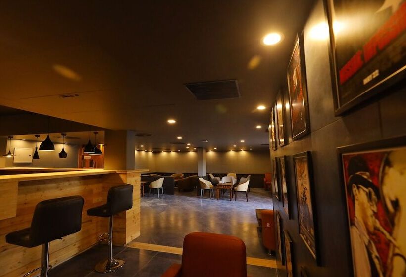 Kfour Apartment & Hotels Private Limited