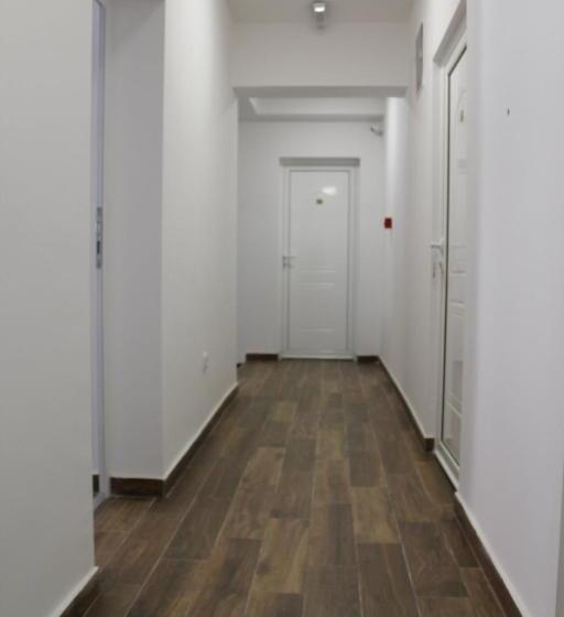 مُتل Vaš Kutak   Sobe Lux Za Izdavanje