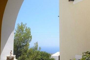 پانسیون Argonaftes