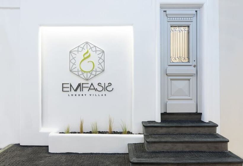 پانسیون Emfasis Villa