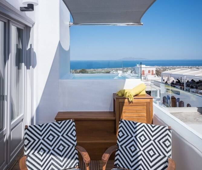 پانسیون Emfasis Villa