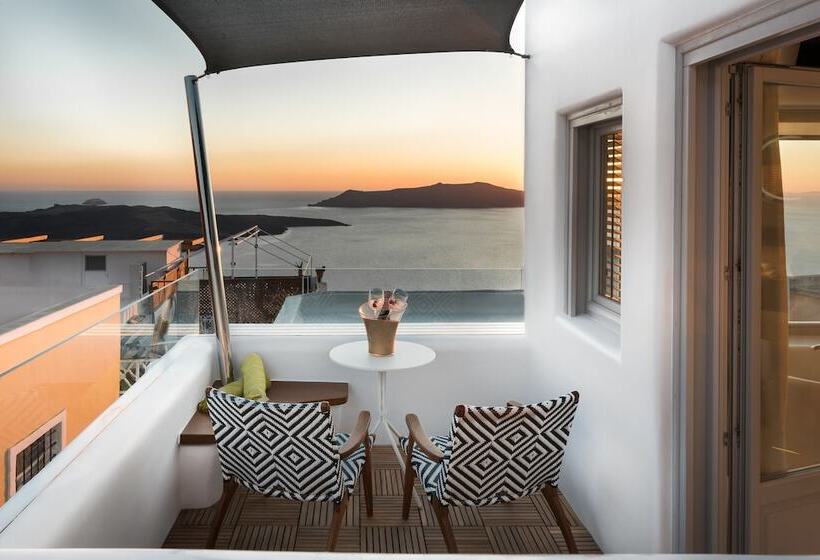 پانسیون Emfasis Villa