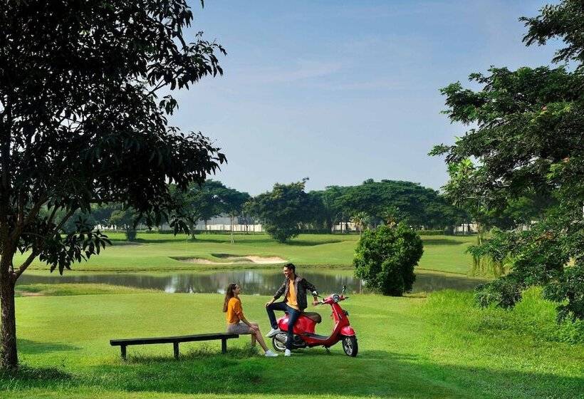 هتل Four Points By Sheraton Surabaya, Pakuwon Indah