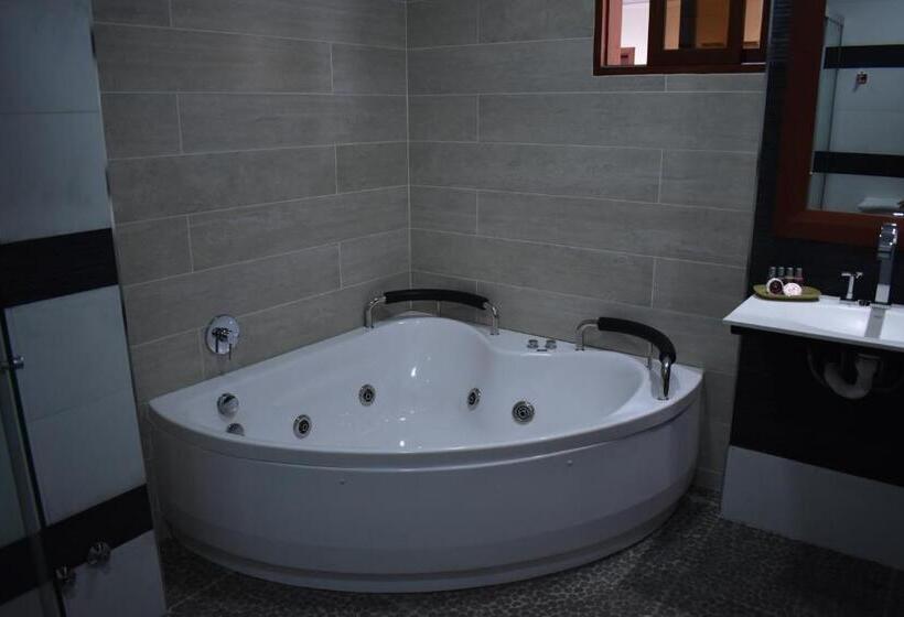 هتل Boutique Vendimia