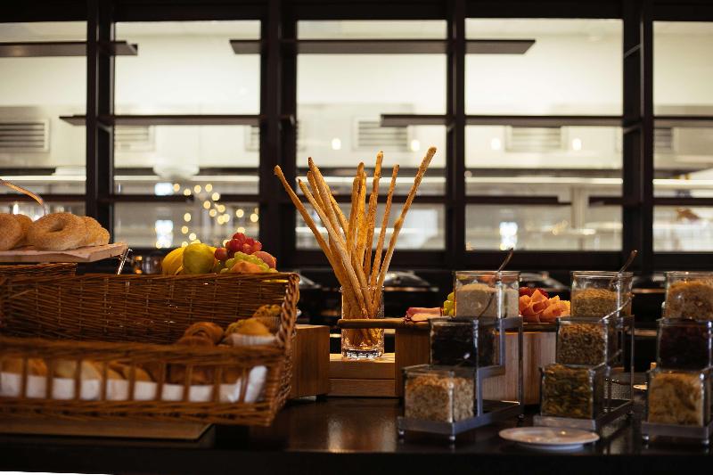 هتل Doubletree By Hilton Celaya