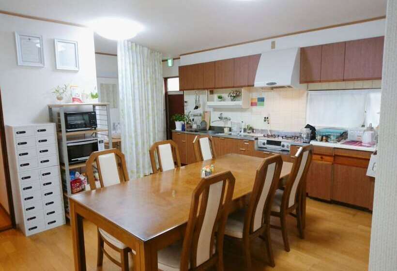 پانسیون Guesthouse Hajimari