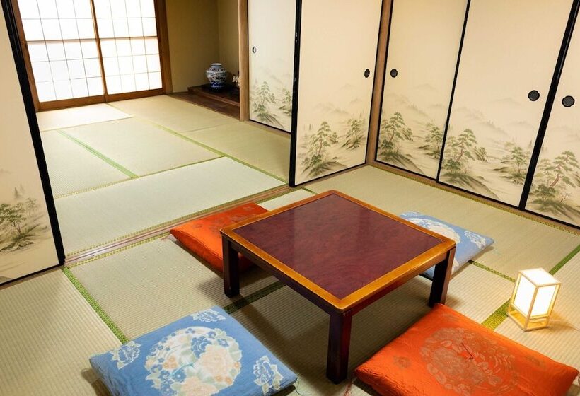 پانسیون Guesthouse Hajimari