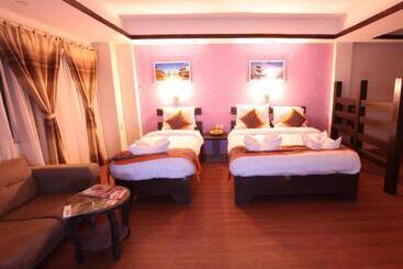 تختخواب و صبحانه Kathmandu Home Annex