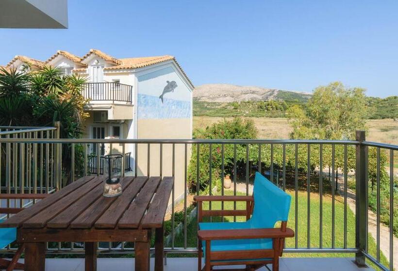 هتل Studio Timotheos