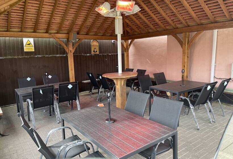 The Sorrel Horse Inn