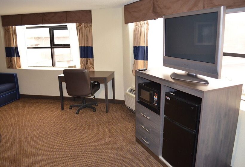 هتل Baymont By Wyndham Downtown Detroit