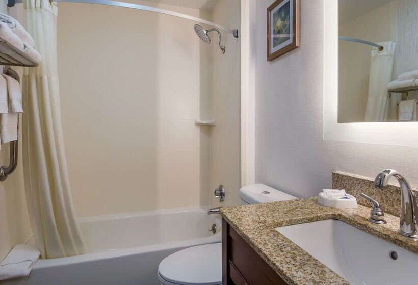 Отель Best Western Milford Inn