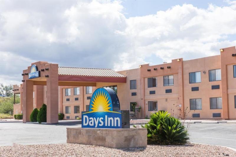 ホテル Days Inn Benson