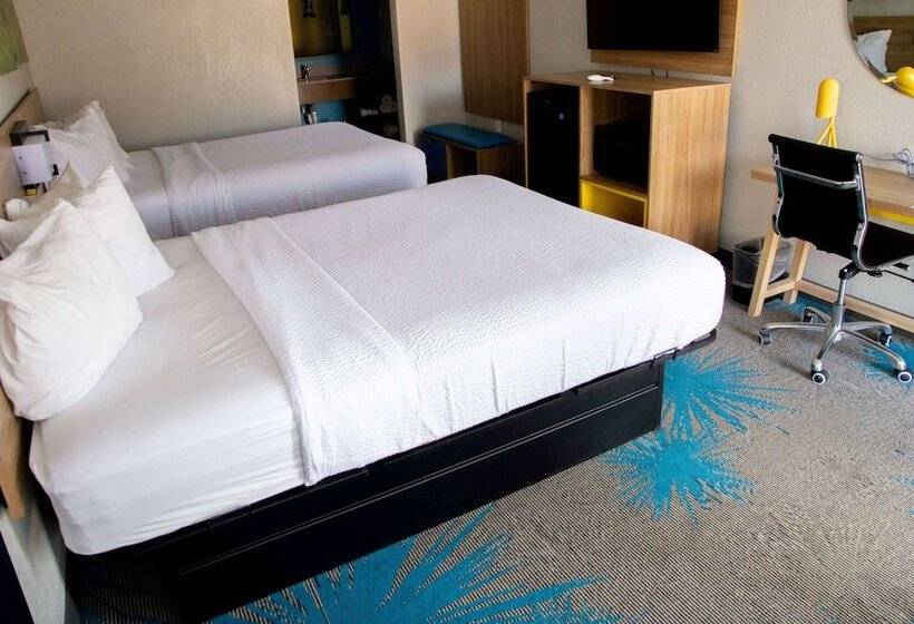 هتل Days Inn By Wyndham Amarillo  Medical Center