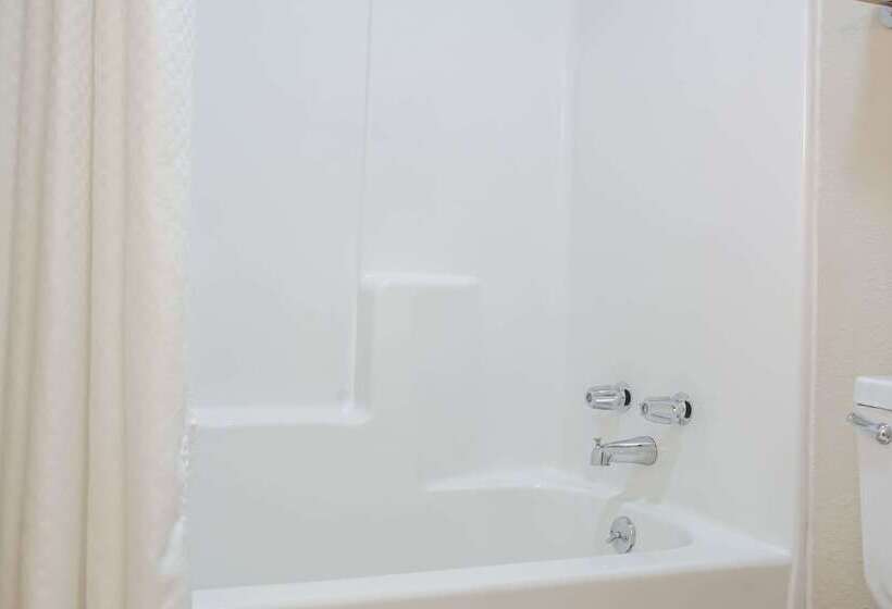 호텔 Days Inn By Wyndham Bastrop