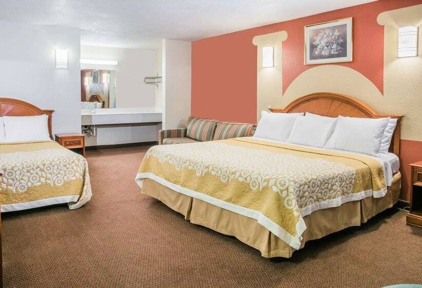 호텔 Days Inn By Wyndham Bastrop