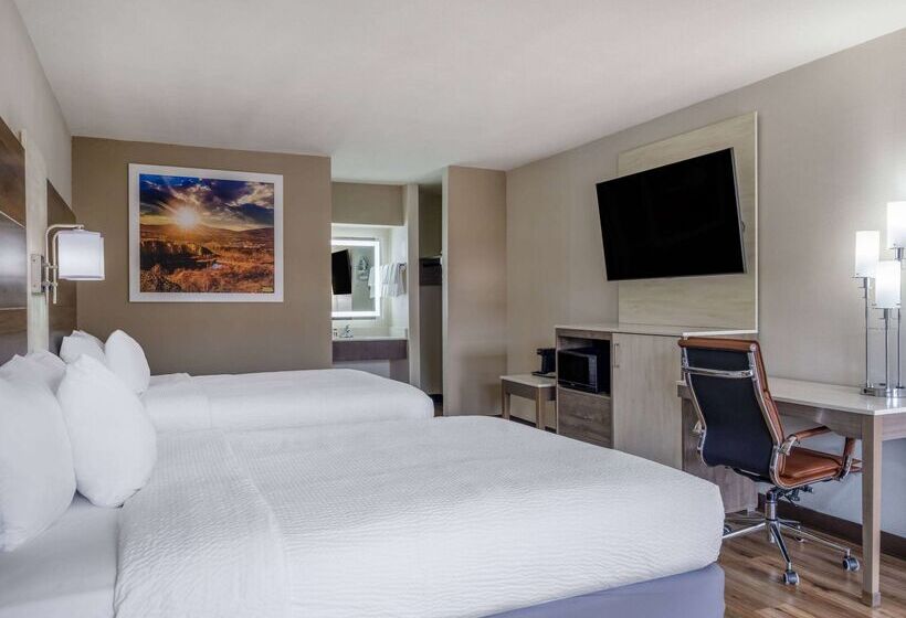 هتل Days Inn By Wyndham Clemson