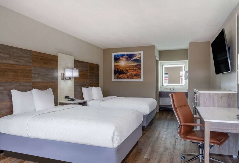 هتل Days Inn By Wyndham Clemson