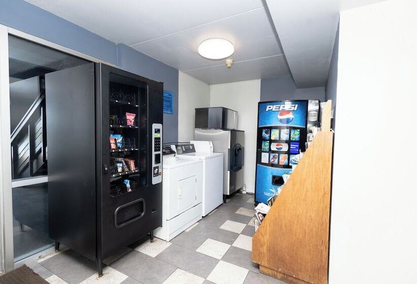 هتل Days Inn By Wyndham Dayton Huber Heights Northeast