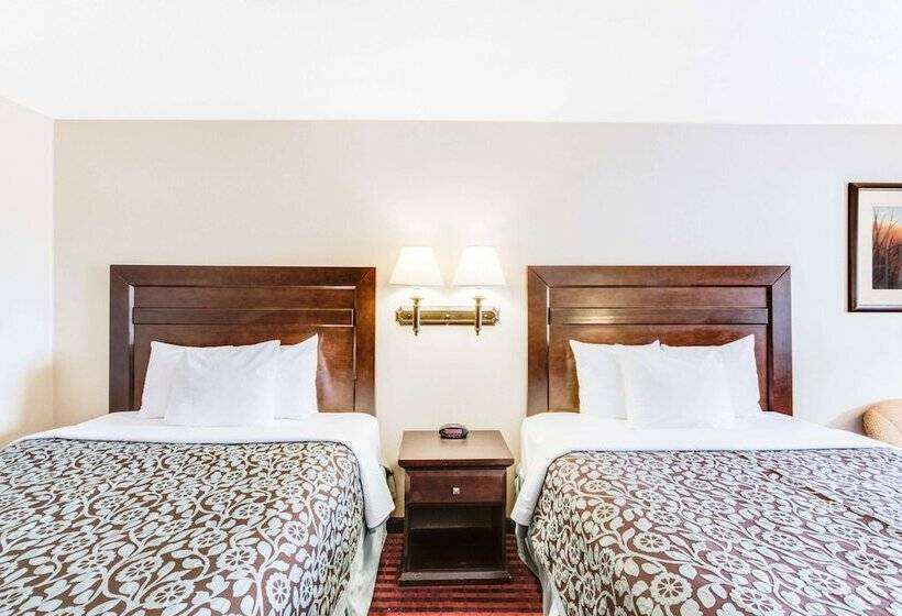 בית מלון כפרי Days Inn By Wyndham Fort Stockton