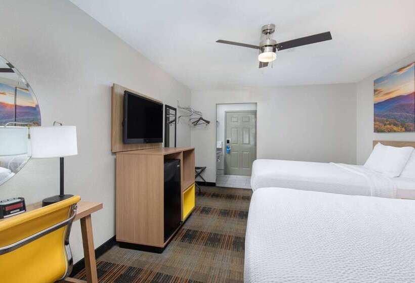 בית מלון כפרי Days Inn By Wyndham Holladay