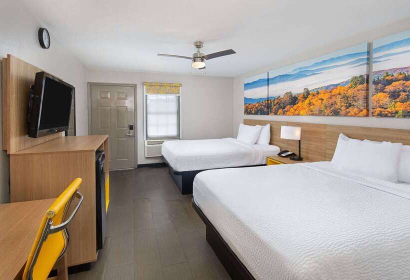 בית מלון כפרי Days Inn By Wyndham Holladay