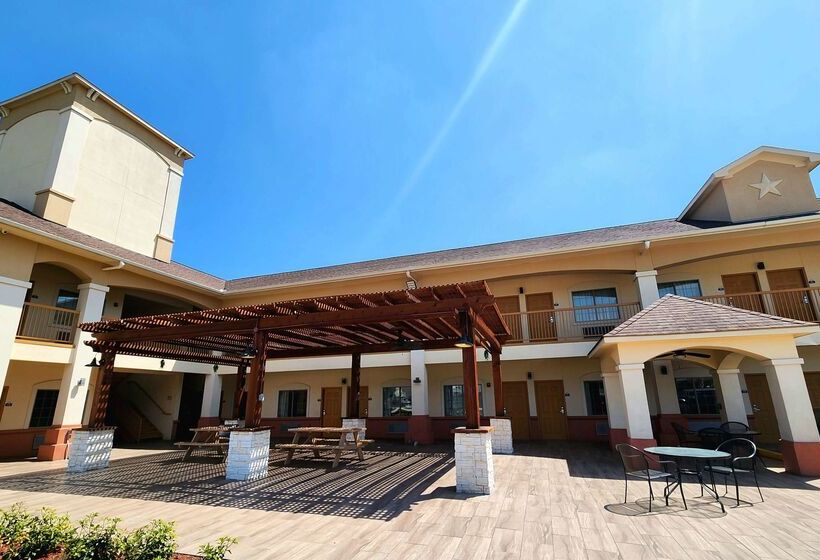 هتل Days Inn By Wyndham Humble/houston Intercontinental Airport