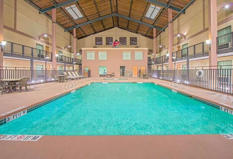 فندق Days Inn By Wyndham Lubbock South