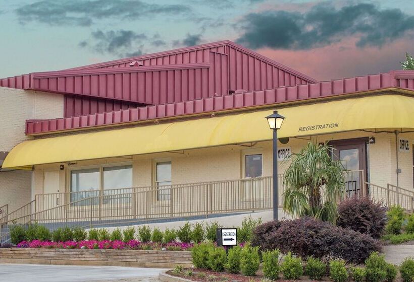 Hotel Days Inn By Wyndham Milledgeville