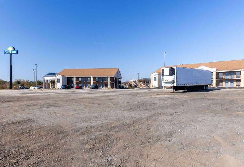 ホテル Days Inn By Wyndham Mooresville Lake Norman