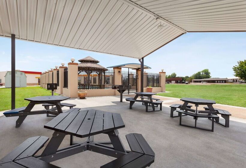 ホテル Days Inn By Wyndham Paris