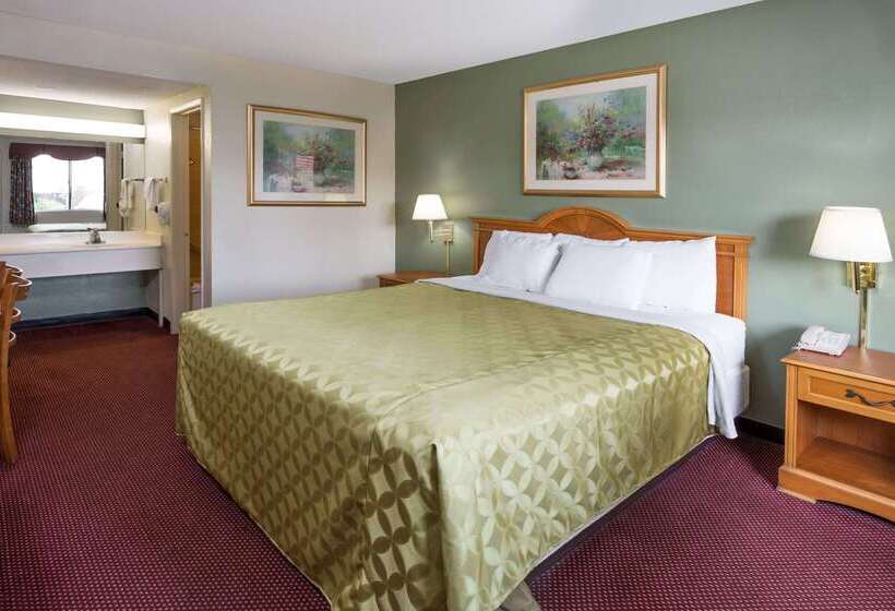 בית מלון כפרי Days Inn By Wyndham In San Bernardino