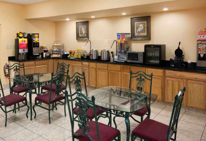 בית מלון כפרי Days Inn By Wyndham Shelby