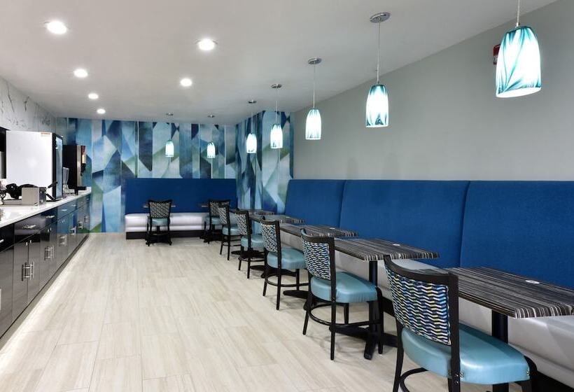 בית מלון כפרי Days Inn By Wyndham Springville