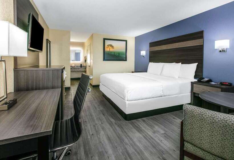 هتل Days Inn By Wyndham Waco Near Downtown University