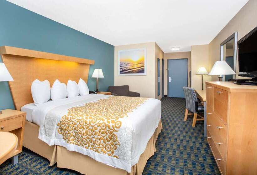 هتل Days Inn By Wyndham Woodland