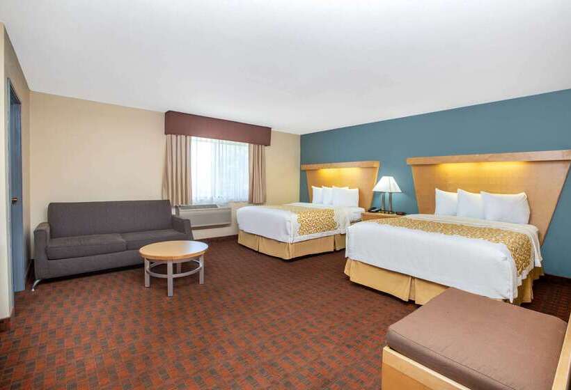 هتل Days Inn By Wyndham Woodland
