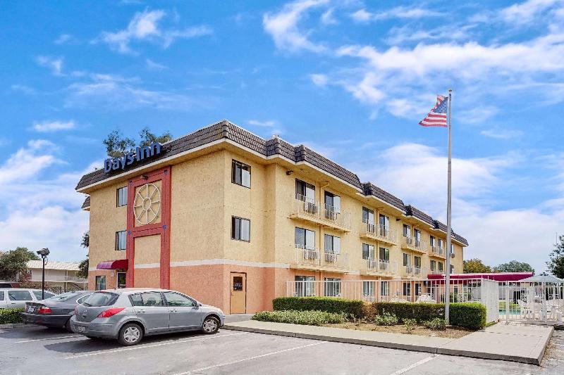 هتل Days Inn By Wyndham Woodland