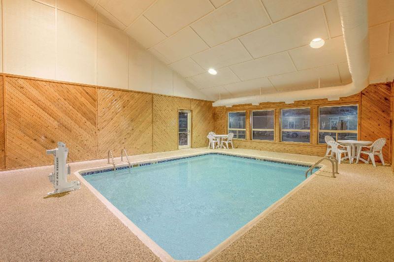هتل Days Inn By Wyndham Worthington
