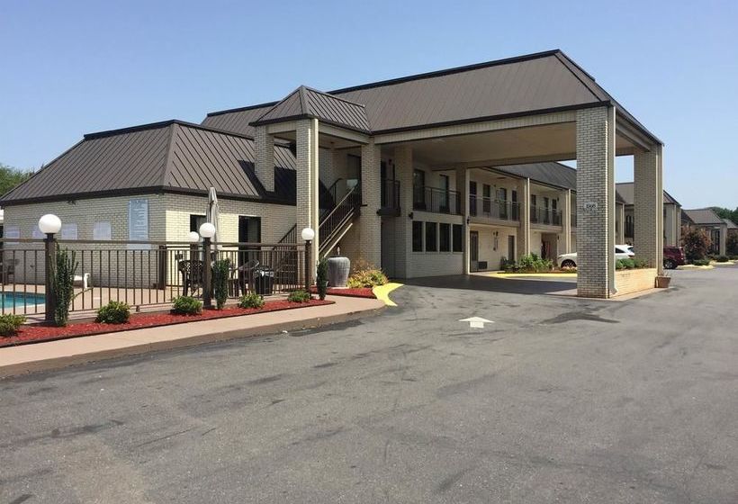 Отель Deluxe Inn And Suites York