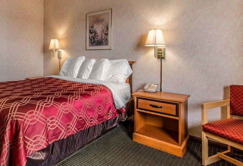 호텔 Days Inn By Wyndham Manitowoc