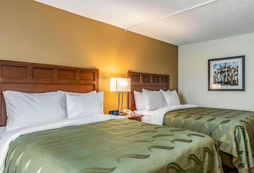 호텔 Quality Inn Bucyrus North