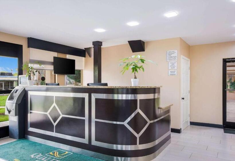 ホテル Quality Inn